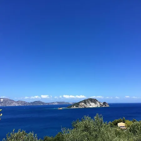 アパート Mersina Keri